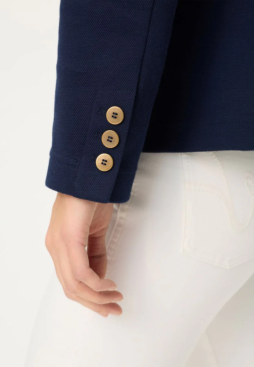 Blazer - Image 5
