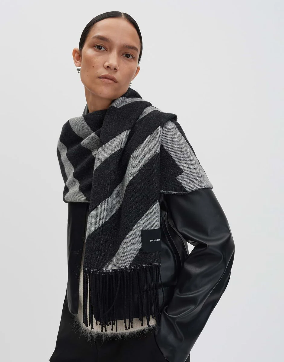 Blenie scarf - Image 2