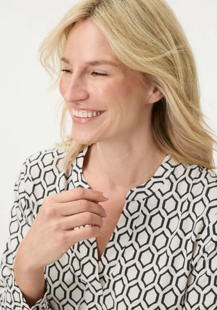 Blouse Woven Long Sleeves - Image 5