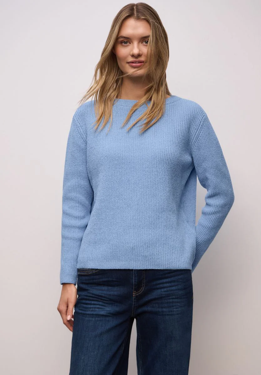 Chenille Pullover - Image 7