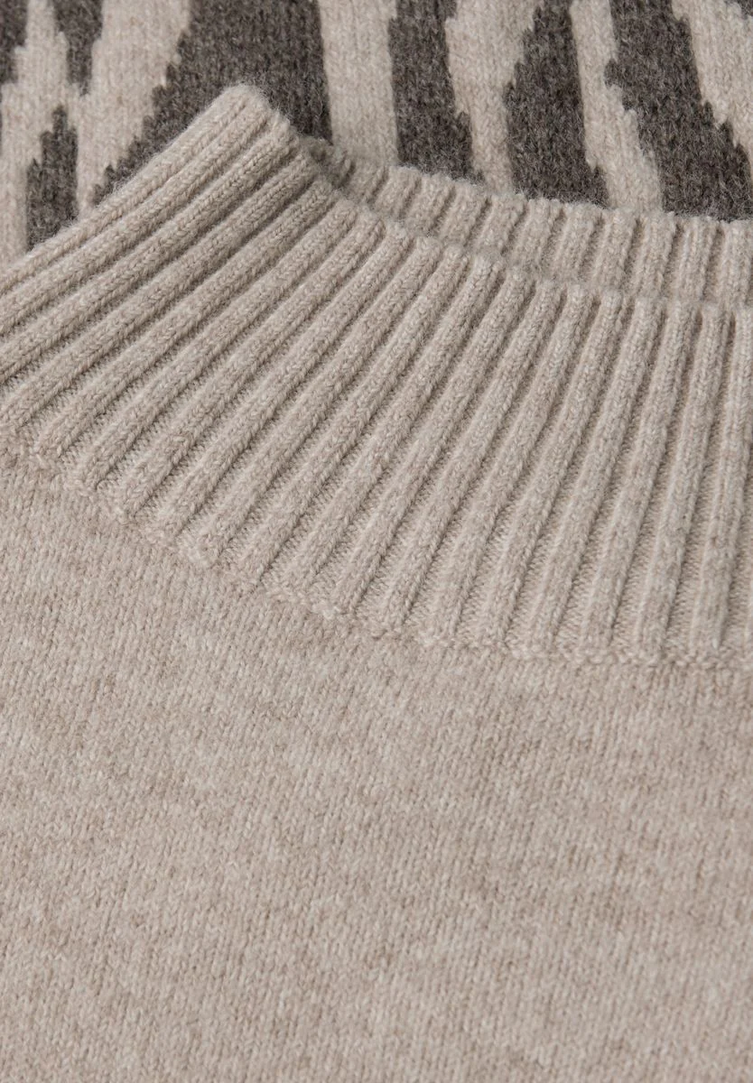 Color-Block Jacquard Sweater - Image 2