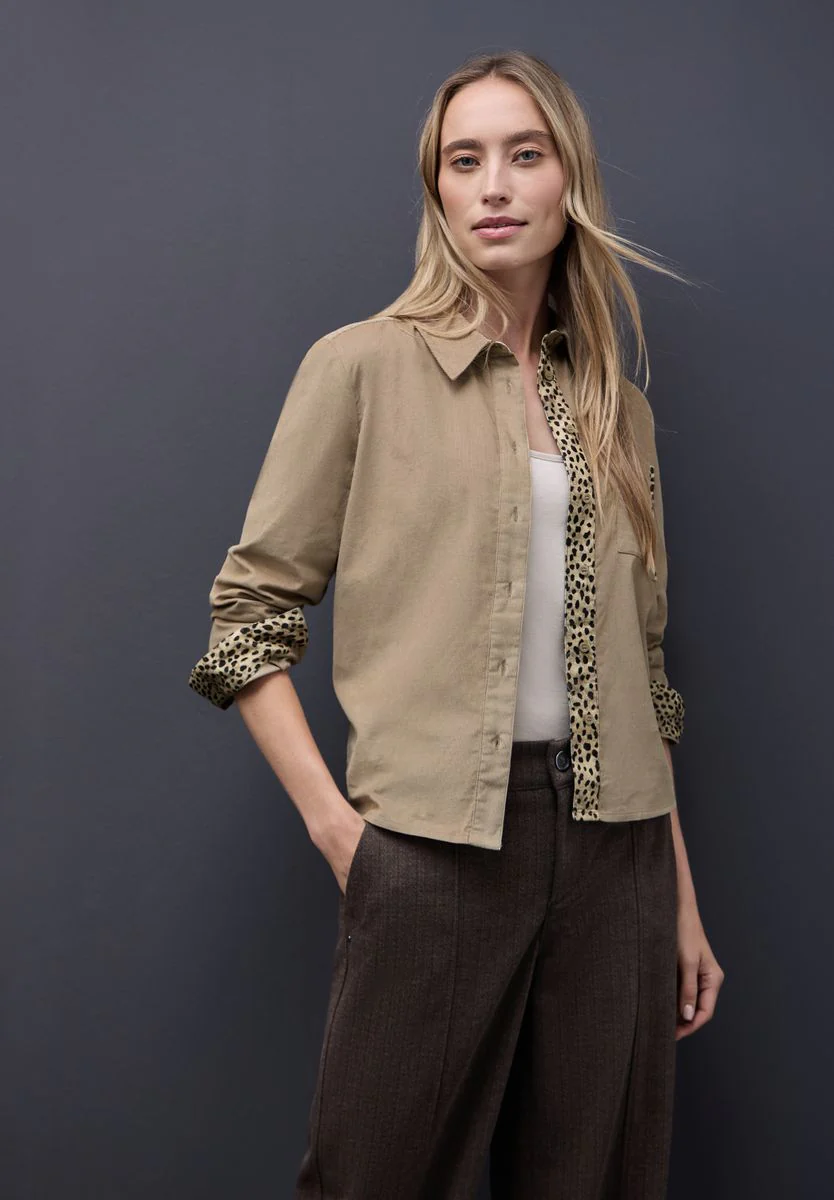 Cordbluse mit Tapedetails - Image 3