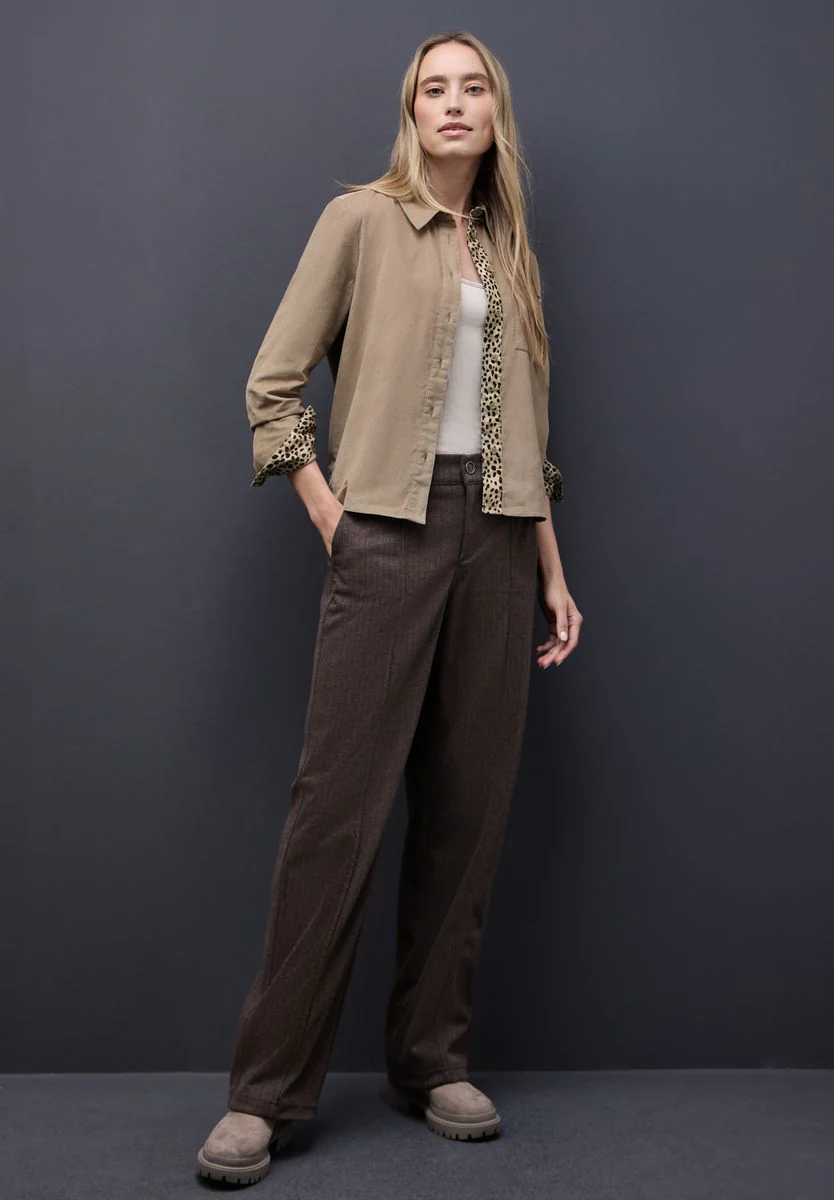 Cordbluse mit Tapedetails - Image 5