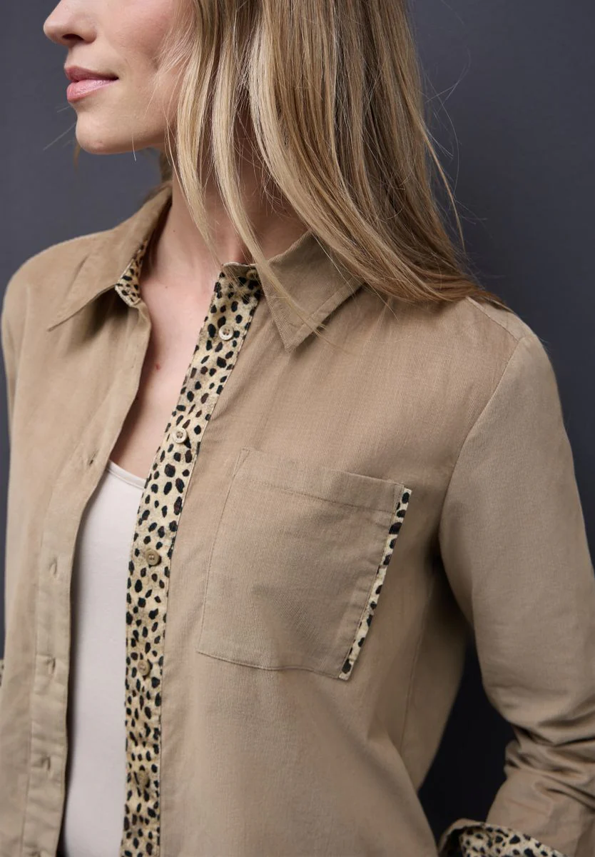 Cordbluse mit Tapedetails - Image 7