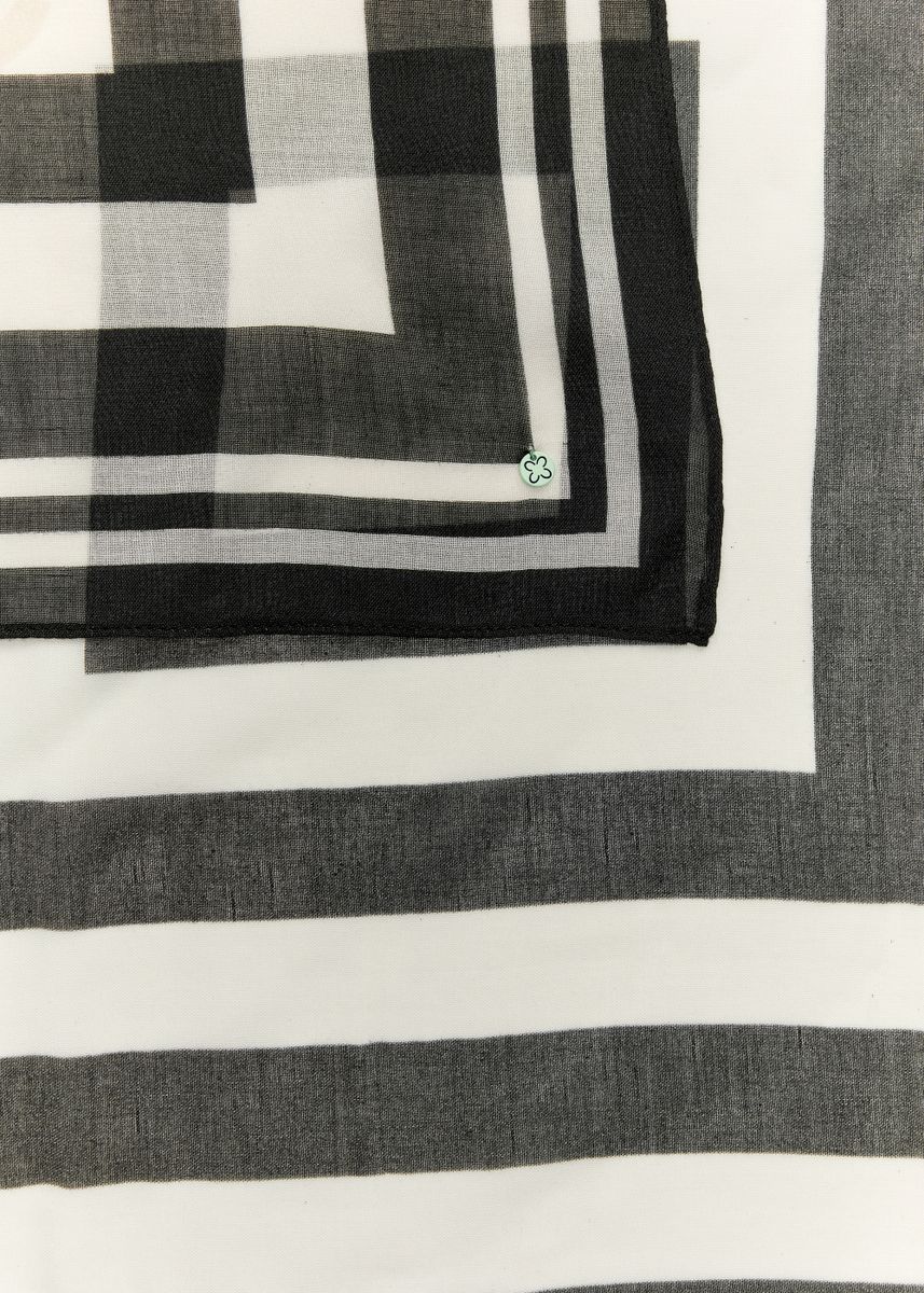 Feines Bandana aus Modalmischung mit Karomuster und OH LA LA-Schriftzug - Image 2