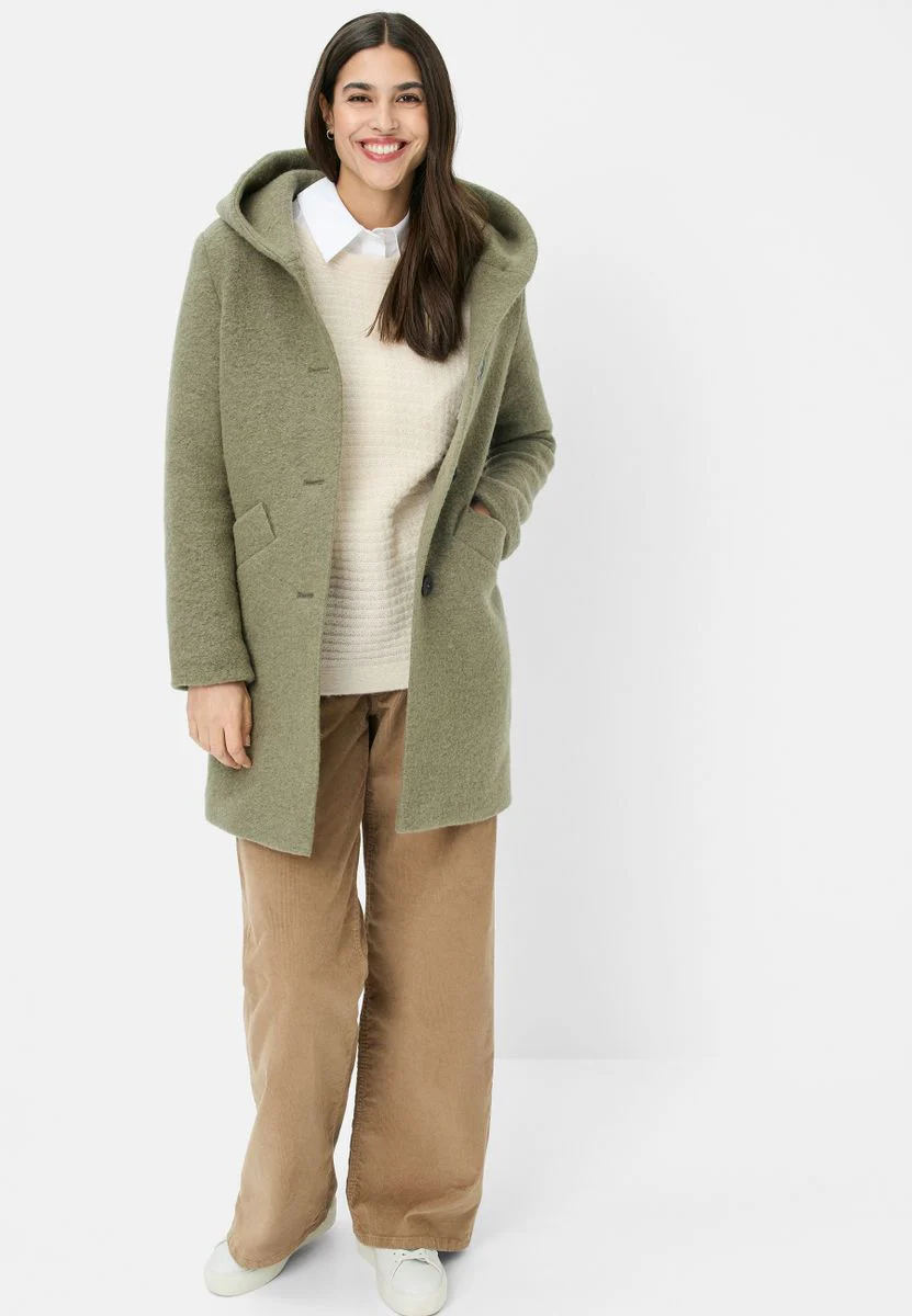 JACKE WOLLE - Image 3