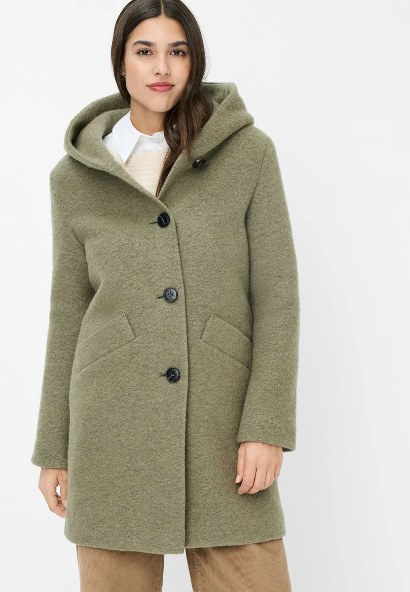 JACKE WOLLE - Image 4