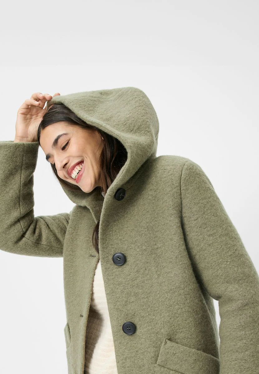 JACKE WOLLE - Image 6