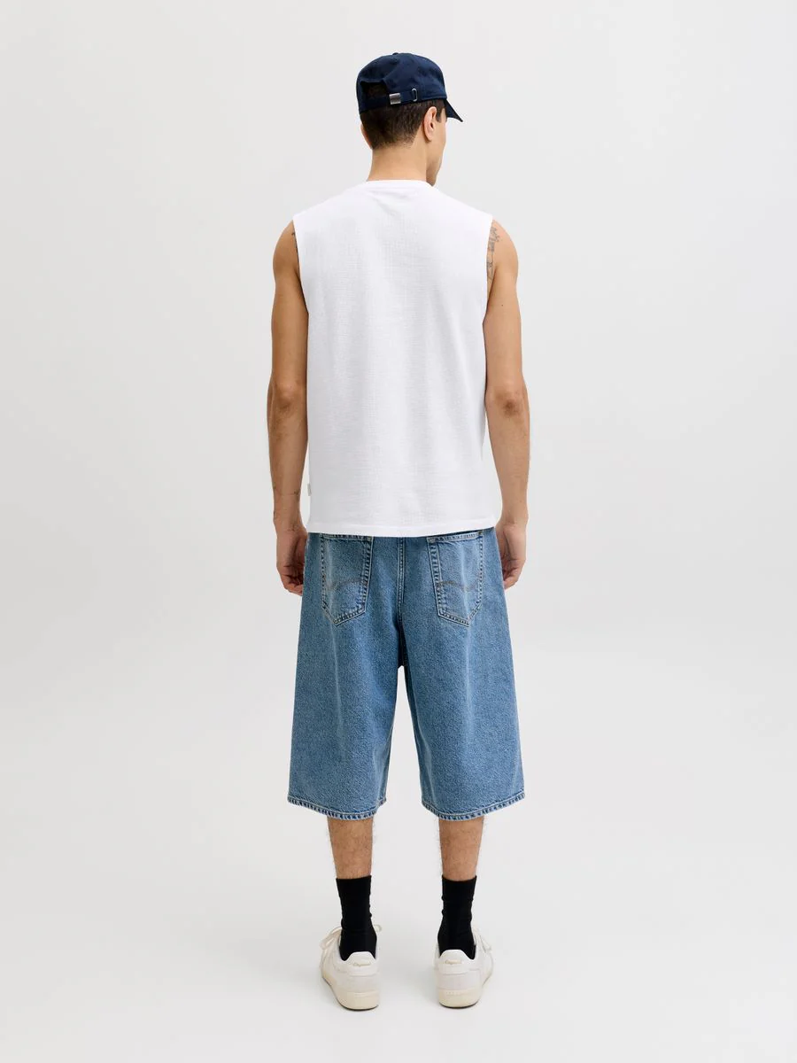 JORHYERES SLEEVELESS TEXTURE TEE - Image 3
