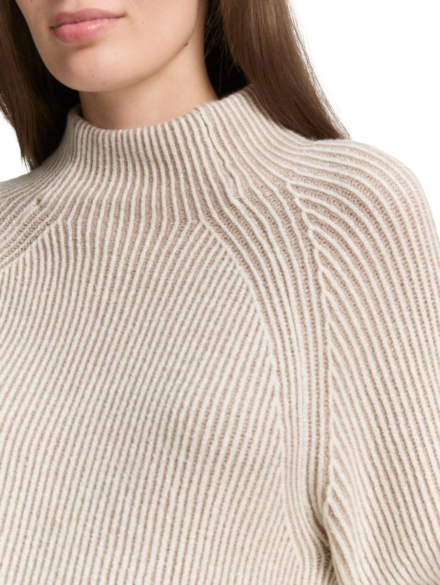 Knit plaited rib pullover - Image 6