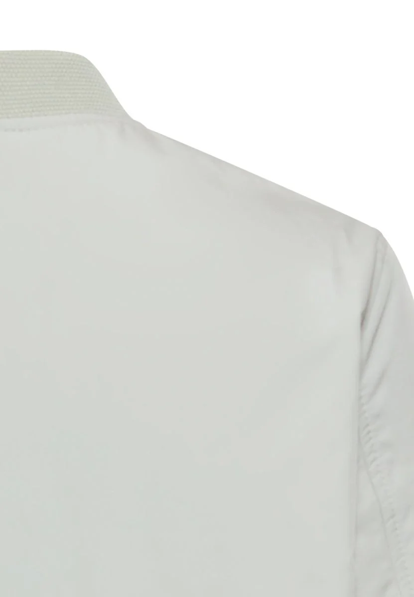 Coats - Image 4