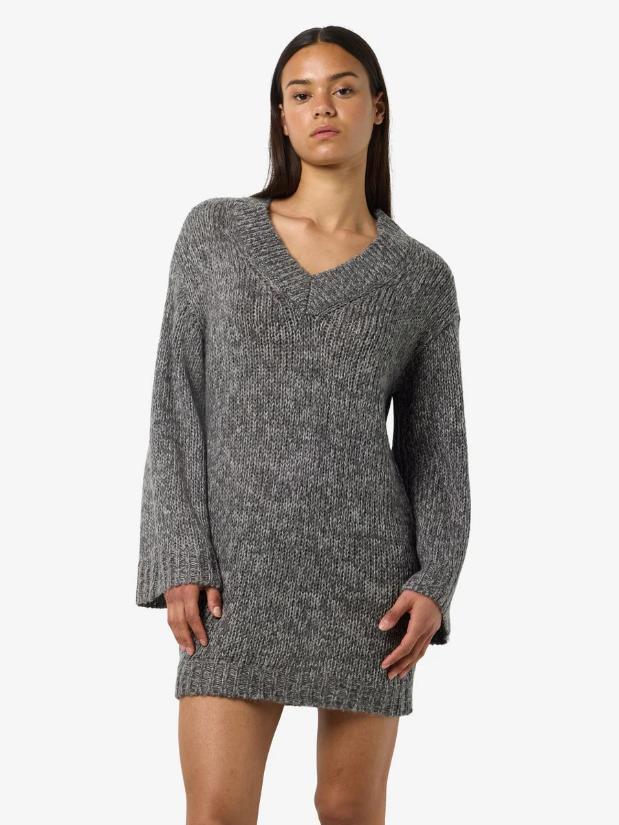 NMGINNA L/S V-NECK KNIT DRESS - Image 3