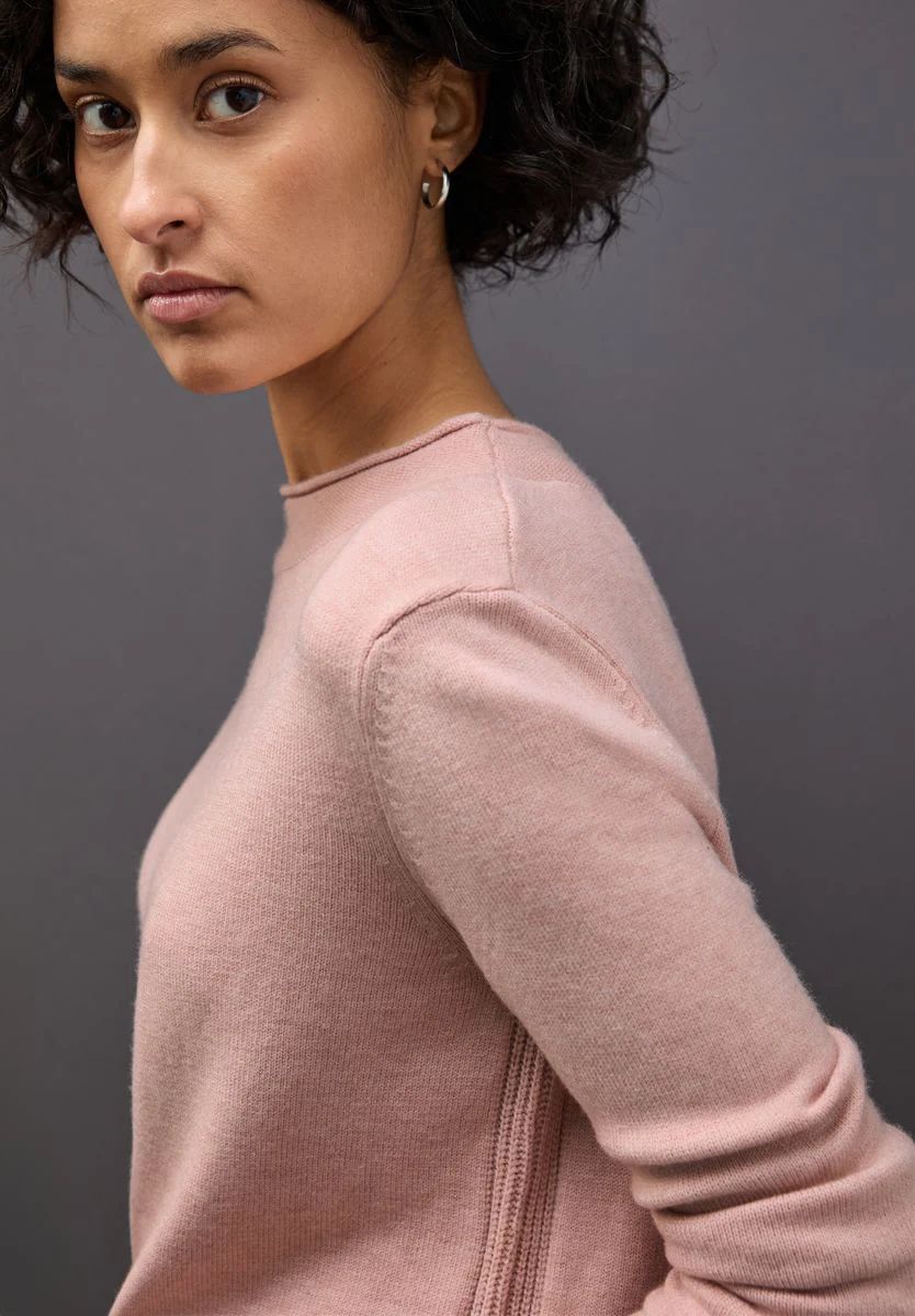 Pullover mit Rollkante - Image 7