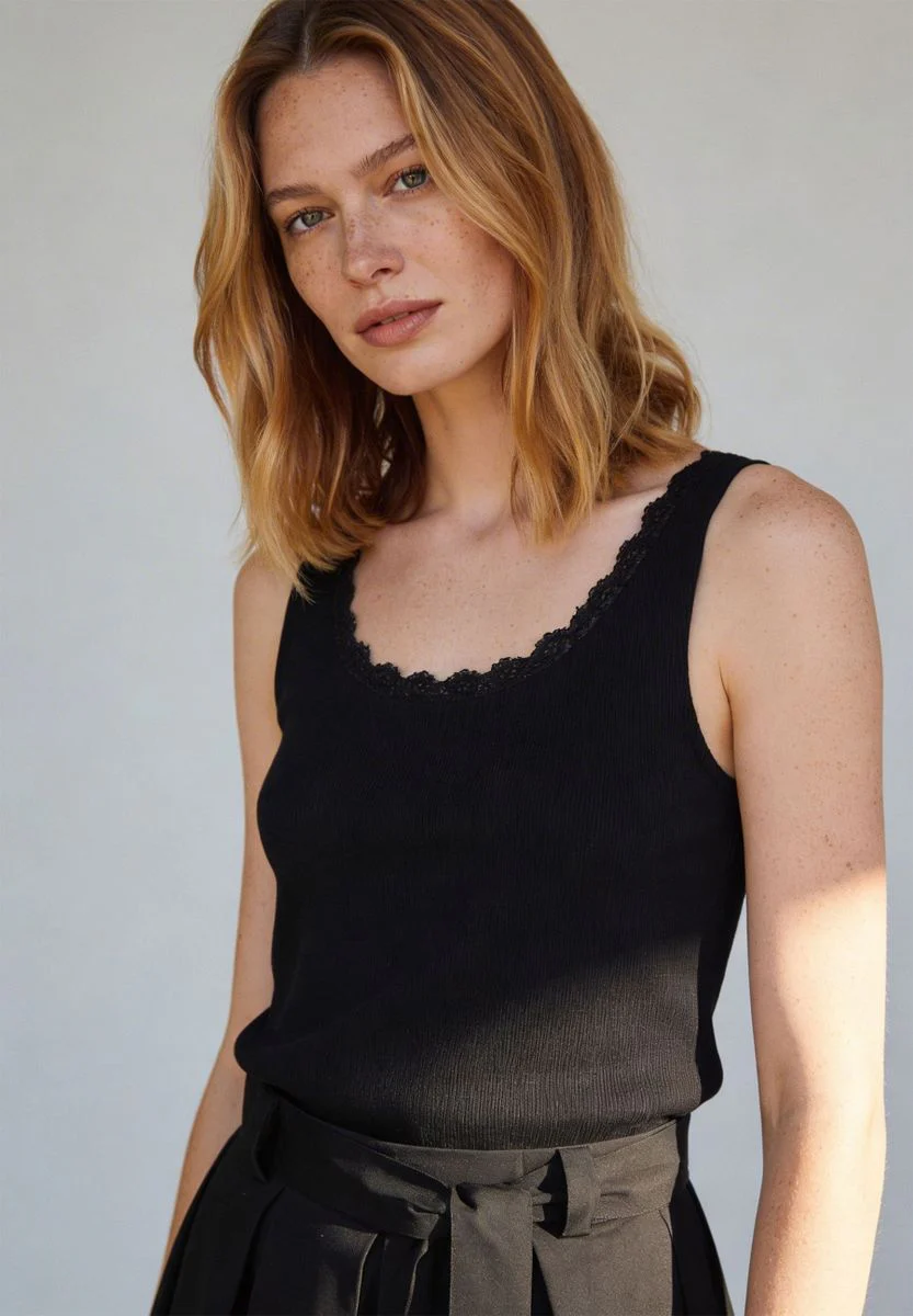 Shirttop mit Spitze - Image 3