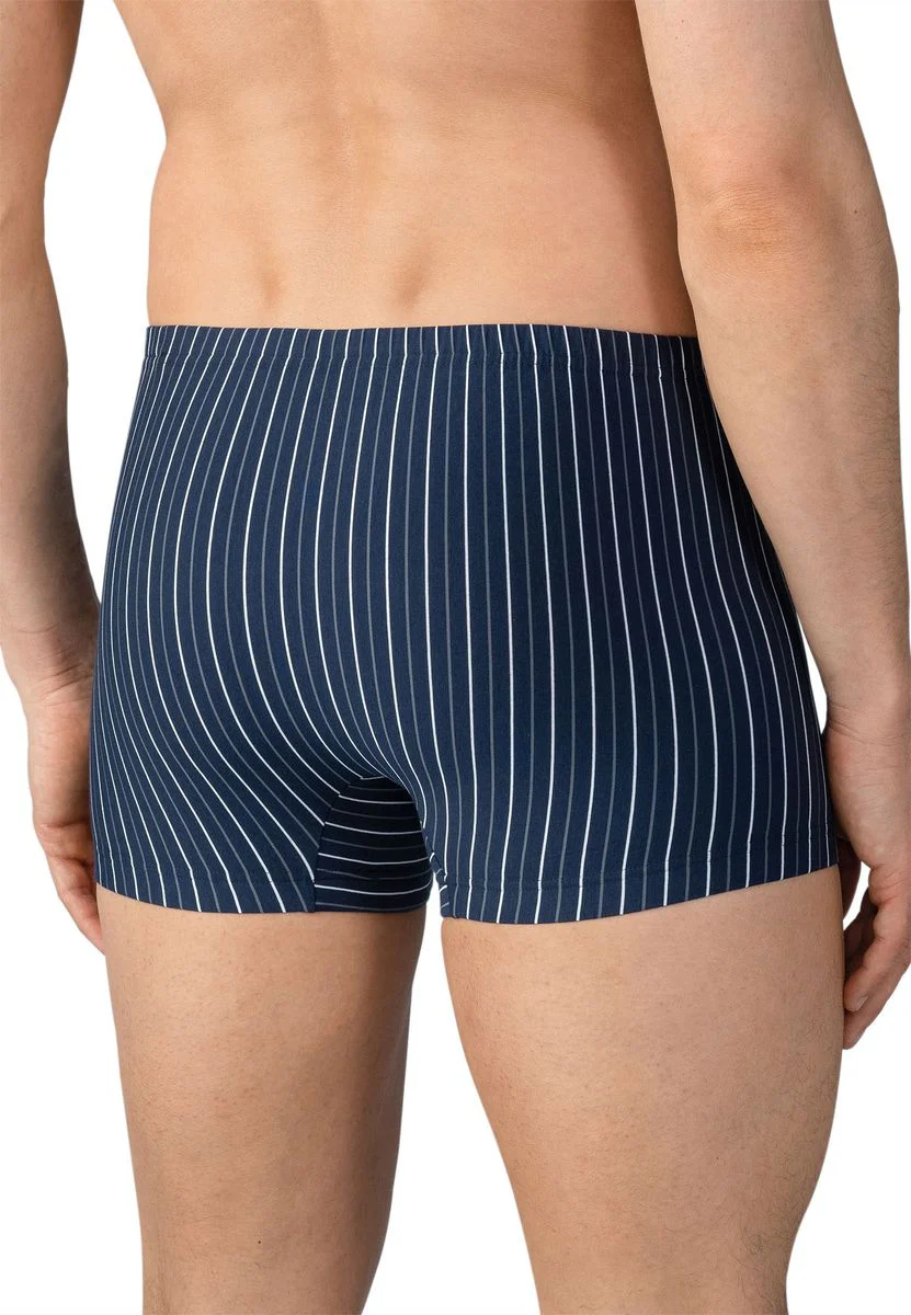 Shorty - Image 2