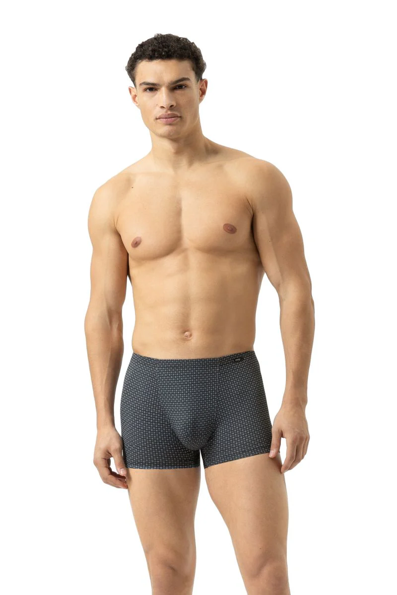 Shorty - Image 2