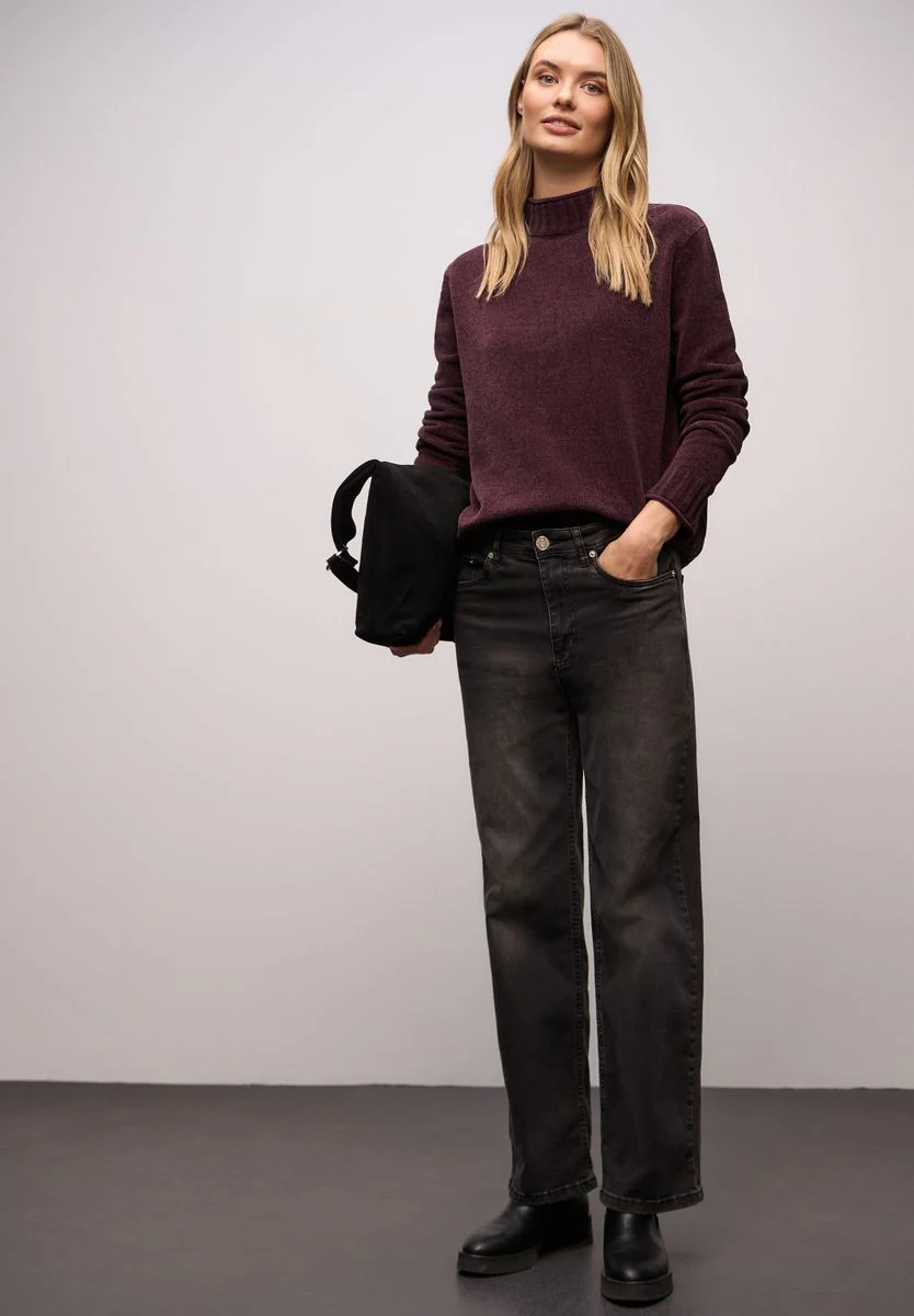 Softer Chenille Pullover - Image 5