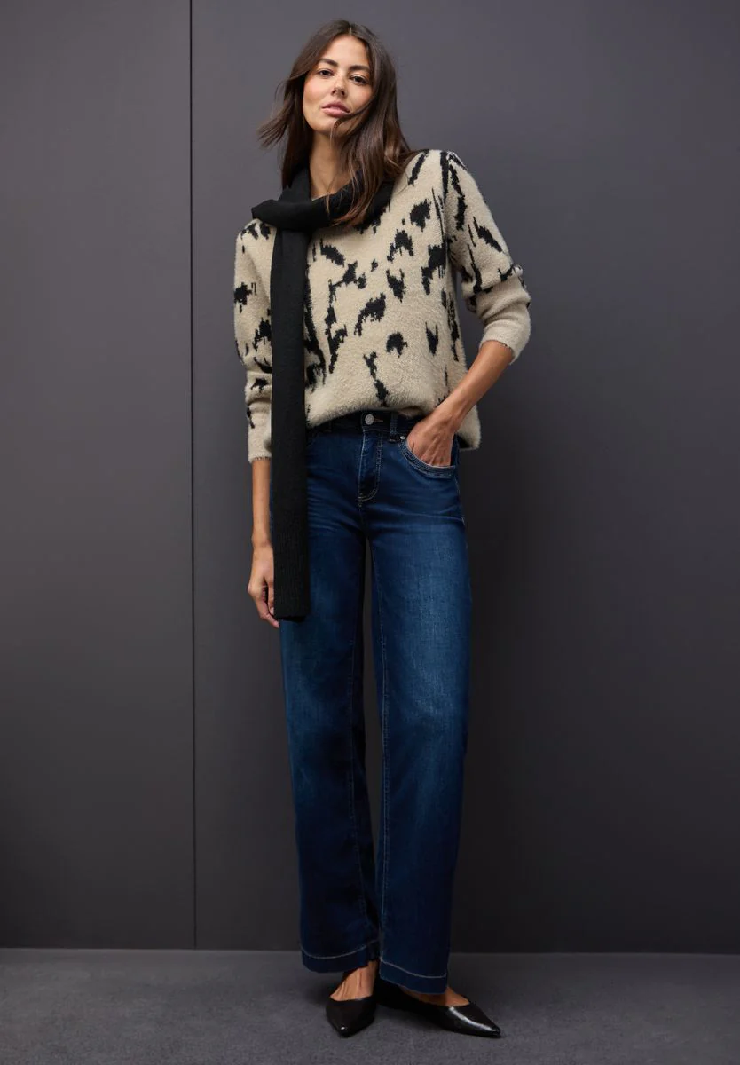 Softer Jacquard Pullover - Image 3