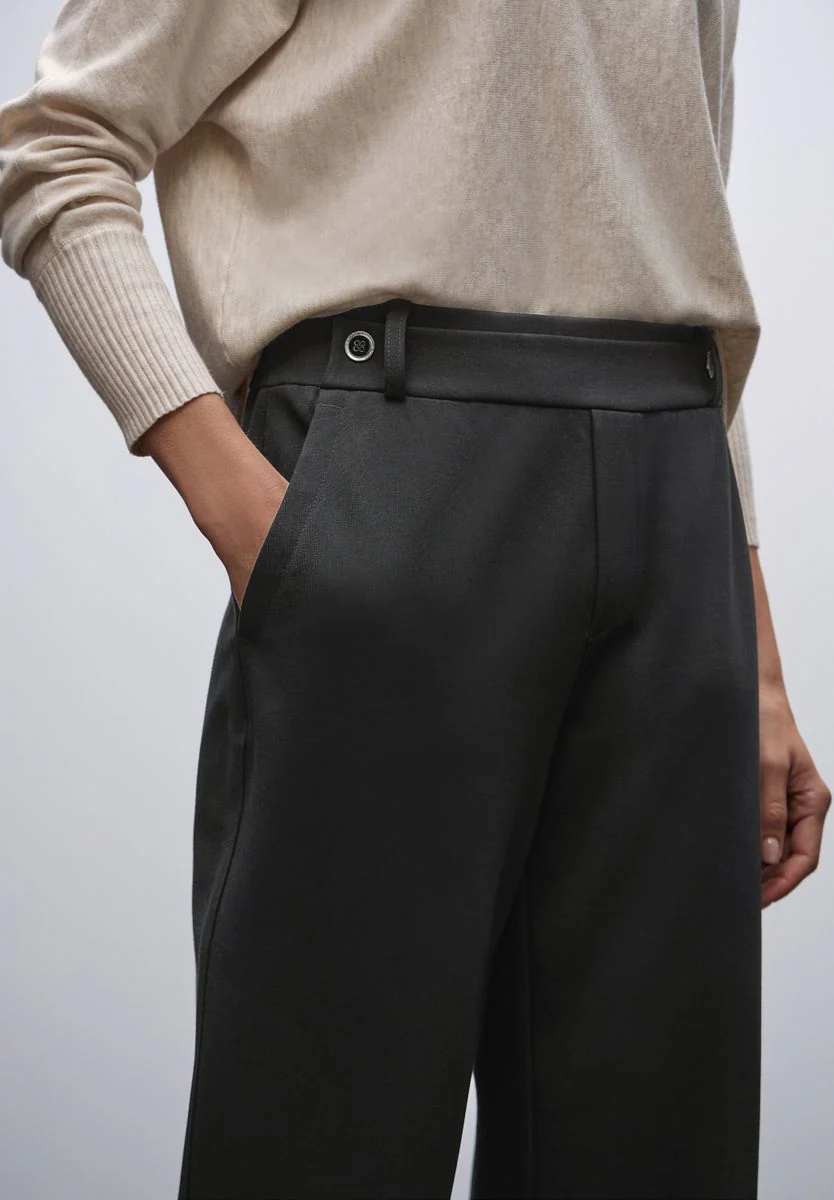 Straight Leg Hose - Image 7