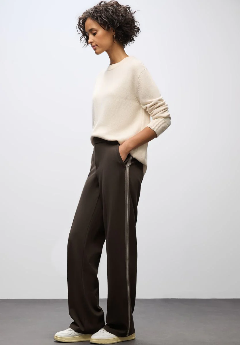 Straight Leg Hose - Image 4