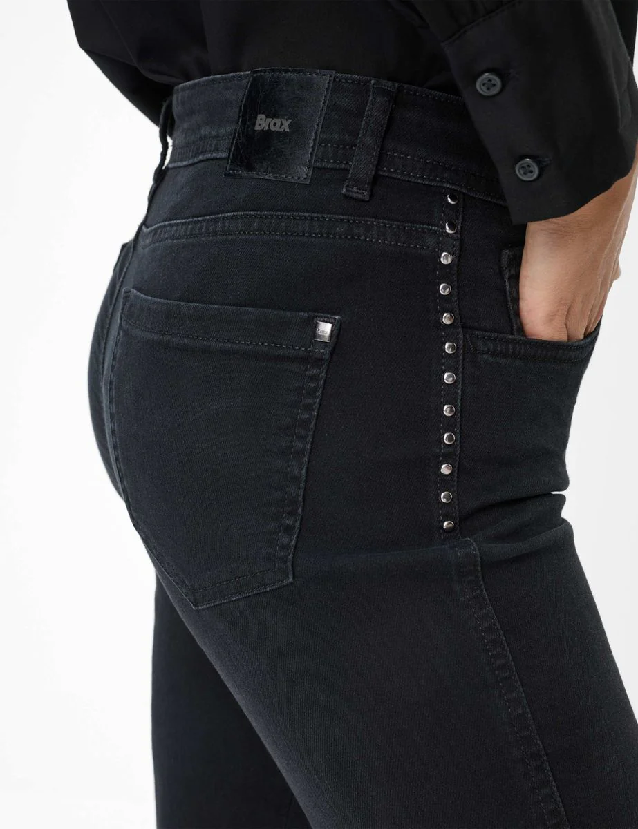 STYLE.SHAKIRA - Image 7