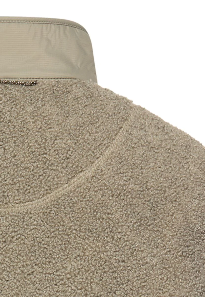 Outdoor Vests - Image 4