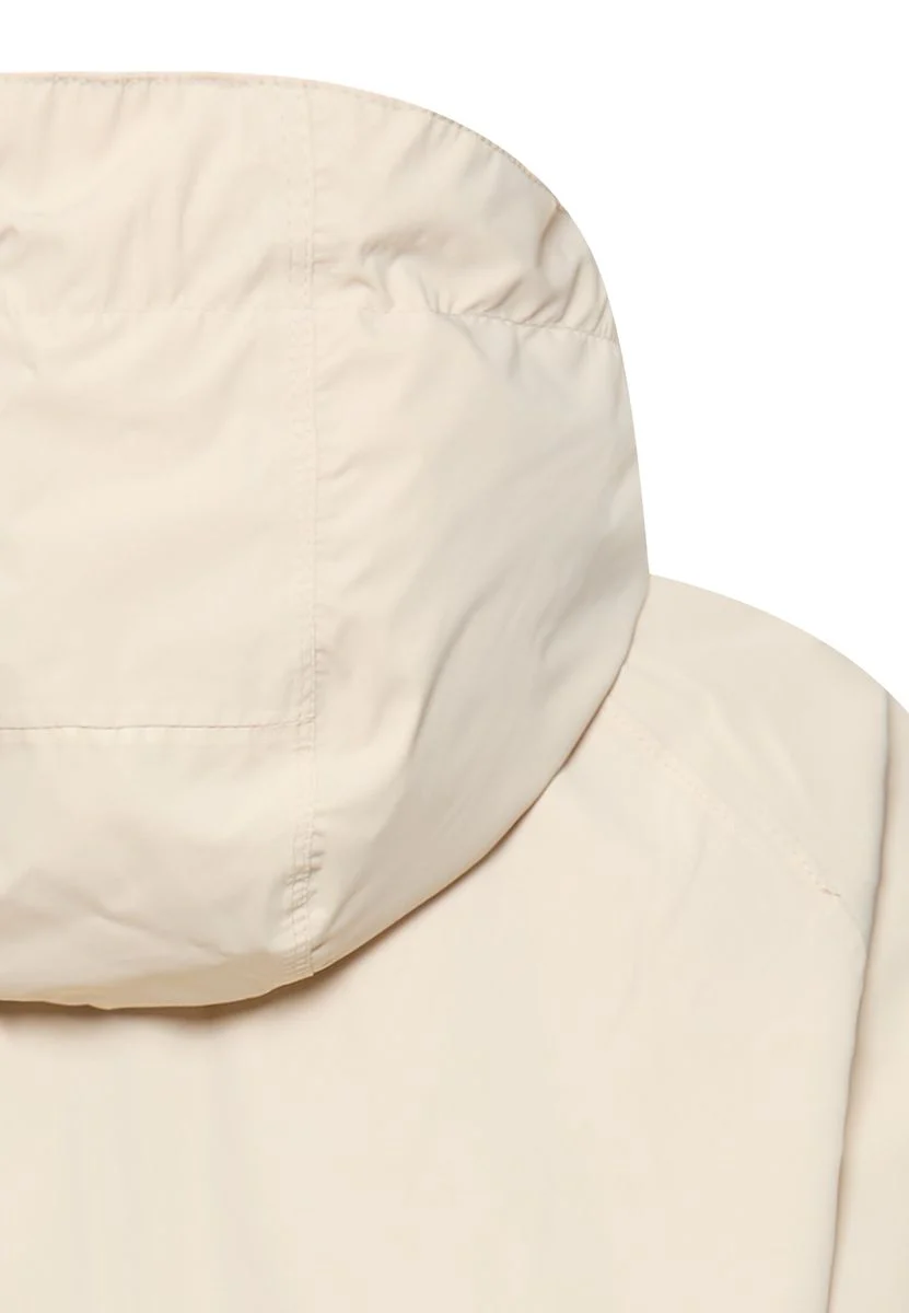 Jackets - Image 4