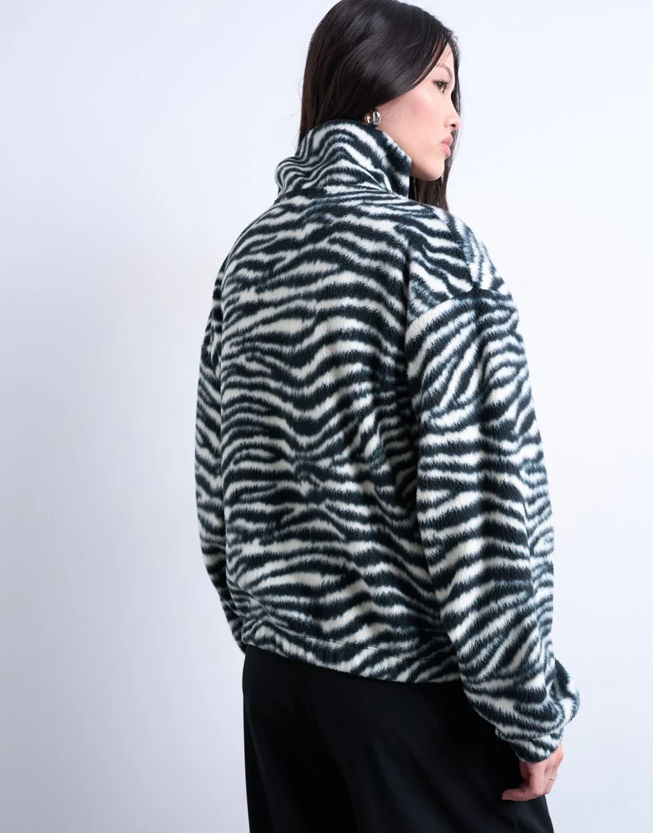 TSDANI LS FLEECE ZEBRA ZIP SWEAT JRS - Image 4