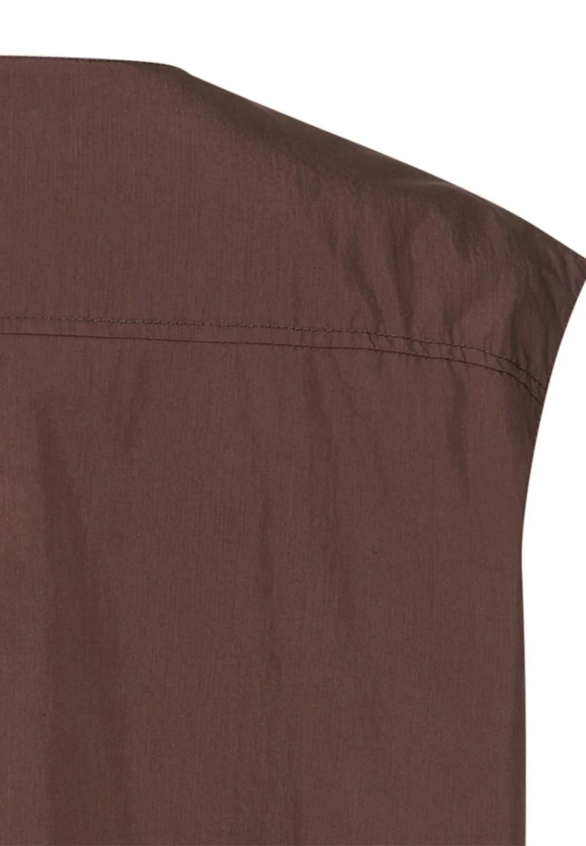 Indoor Vests - Image 4