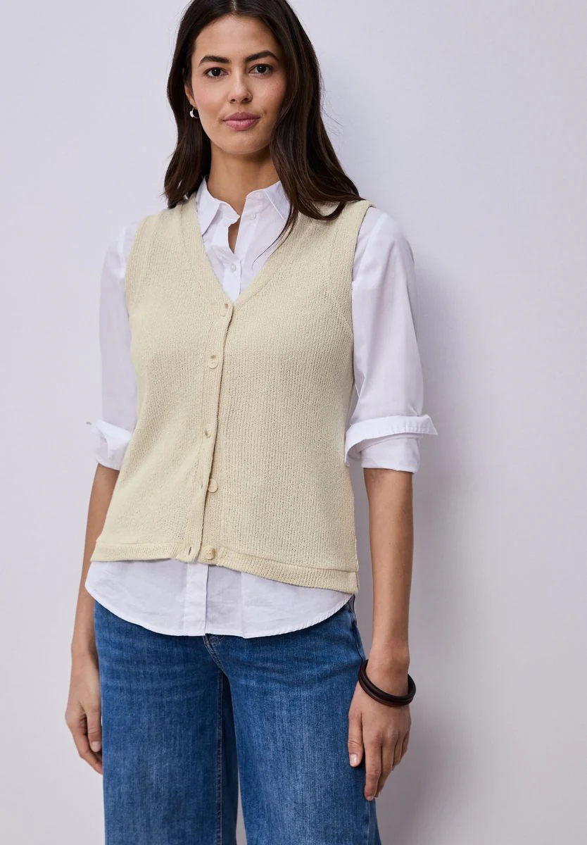 knit look v-neck vest - Image 6